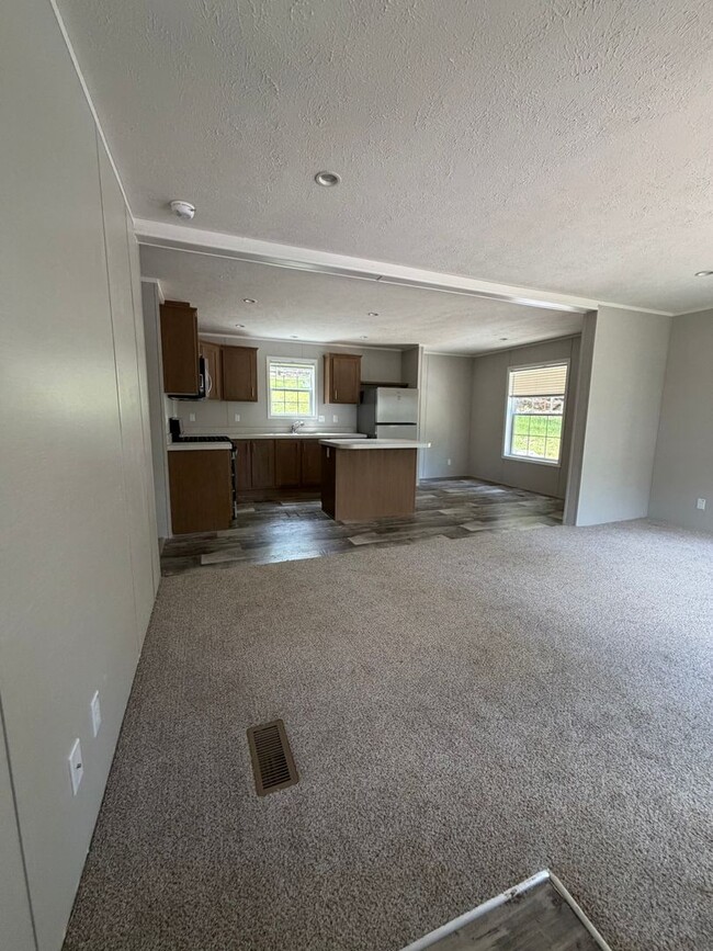Building Photo - Coming Soon - Secluded 3 Bedroom 2 Bath Home in Spring Grove Schools!