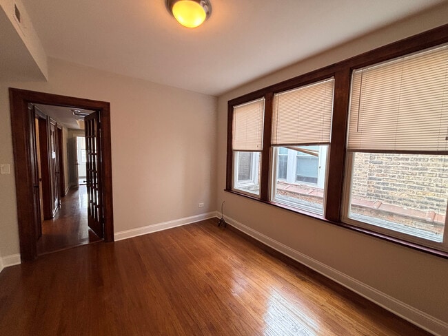 Building Photo - 3054 N Milwaukee Ave