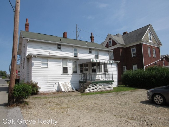 Building Photo - 836-838 Grant St