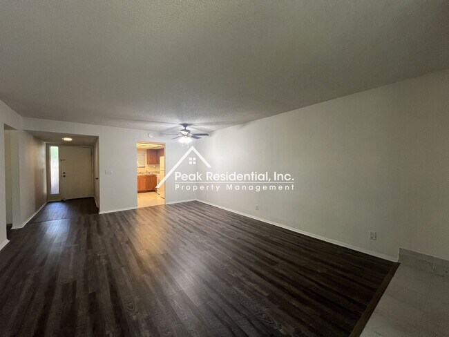 Foto del edificio - Wonderful 2bd/2ba Cameron Park Condo!