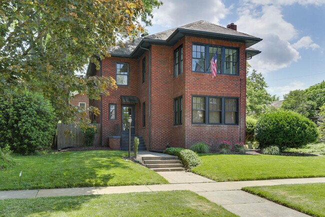 Foto del edificio - 1700 Claremont Ave