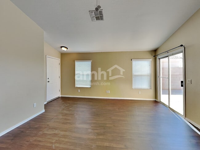 Building Photo - 11967 W Granada Rd