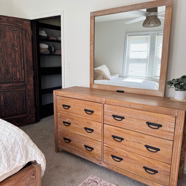 Foto del edificio - 951 Tecumseh St