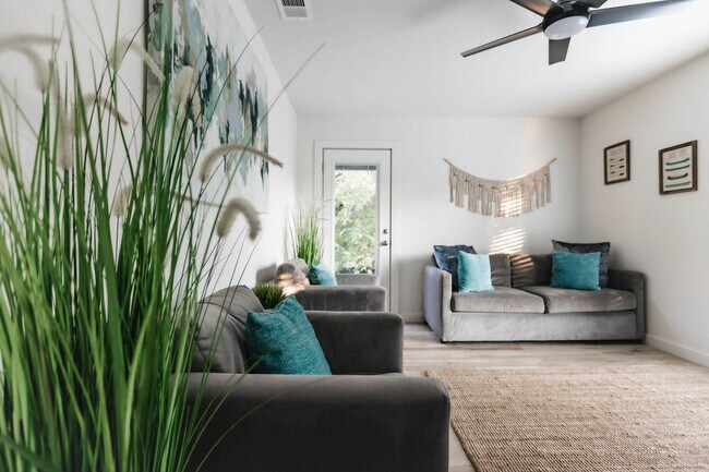 Foto del edificio - 4804 Filey Cove