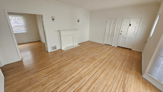 Foto del edificio - 224 S Tower Dr