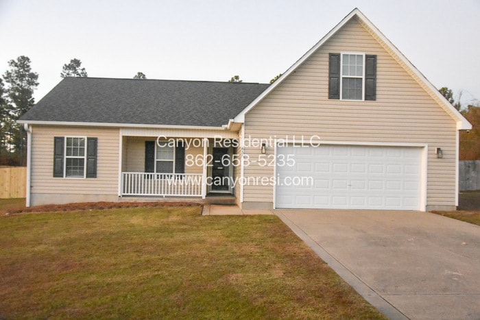 Foto principal - 658 Copper Creek Dr