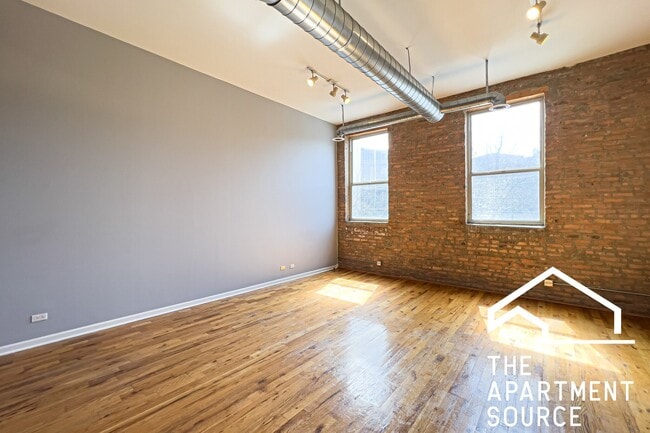 Photo - 1822 S Bishop St Apartment