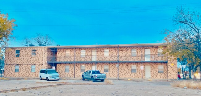 Foto del edificio - 414 E Avenue A