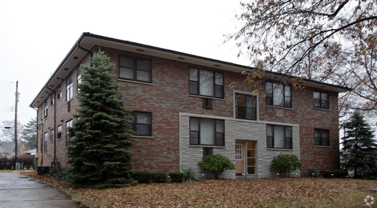 Primary Photo - 7024 Southland Ave
