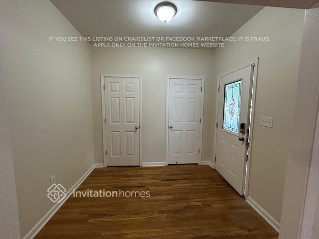 Building Photo - 570 Orchard Ct SE