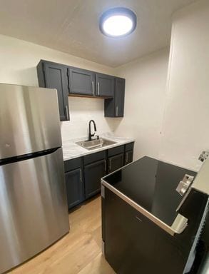 Building Photo - 120 Bellerive Blvd