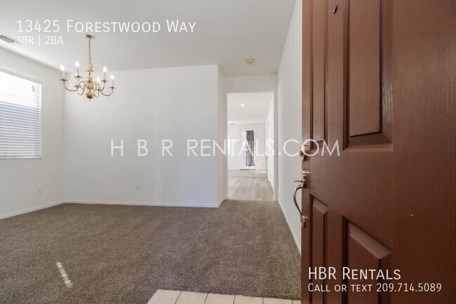 Foto del edificio - 13425 Forestwood Way