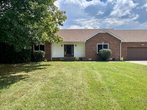 Building Photo - 2758 Shepherds Ct