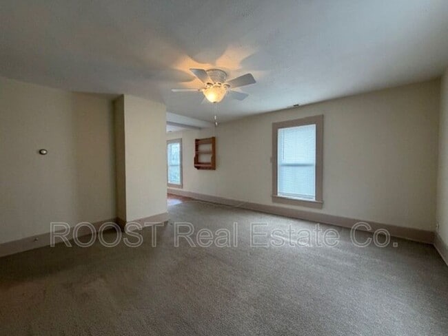 Foto del edificio - 22 Willis Ave