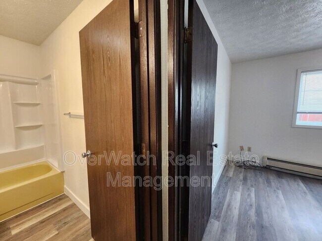 Foto del edificio - 821 E 12th Ave