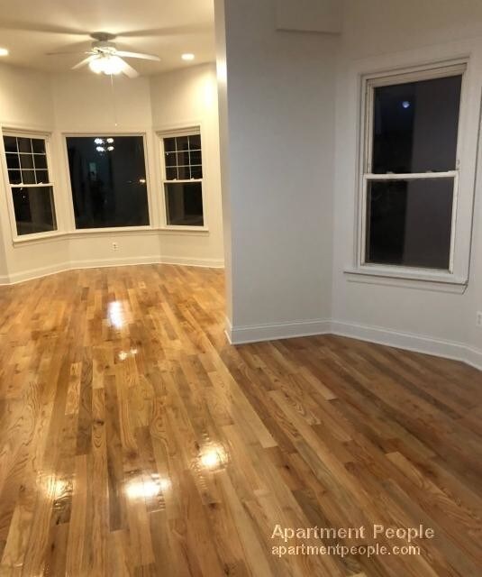 Foto principal - 1644 N Sawyer Ave
