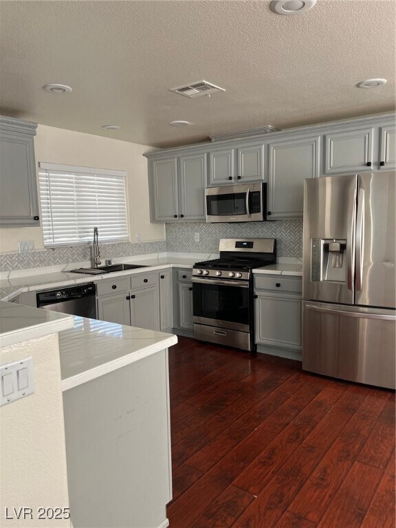 Foto del edificio - 109 Snow Dome Ave