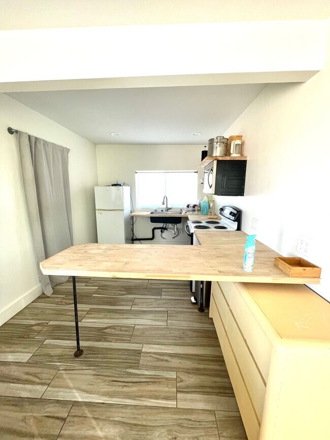 Foto del edificio - Cozy Studio Cabin With Beautiful Views