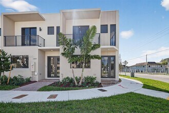 Building Photo - 13869 SW 261st Terrace