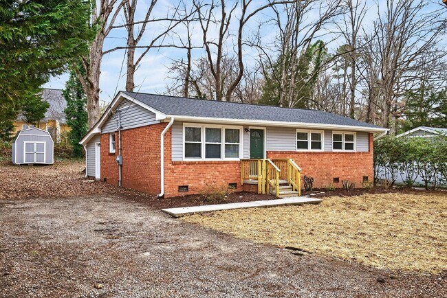 Foto del edificio - Newly Remodeled 3BD, 2BA Raleigh Home Near Downtown Raleigh and Interstates