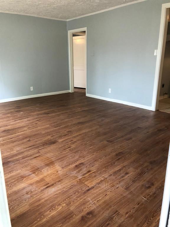 Foto del edificio - 4906 Larkspur St