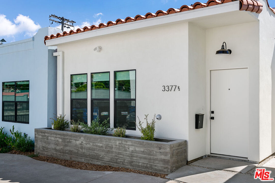 Foto principal - 3377 Eagle Rock Blvd