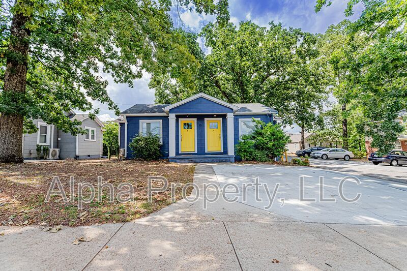 Primary Photo - 10 Crystal Ave
