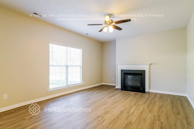 Foto del edificio - 812 Tannerwell Ave