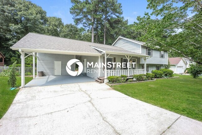 Building Photo - 4 Bedroom Pet-Friendly Home in MORROW, GA with Main Street Renewal