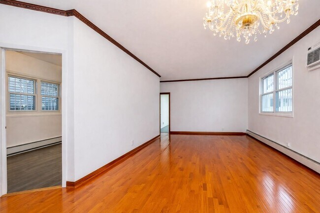 Foto del edificio - 304 Fulton Ave