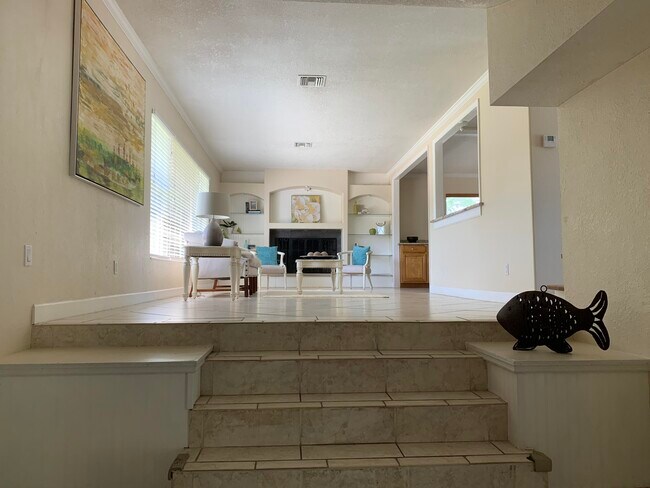 Foto del edificio - 1401 Magnolia Dr