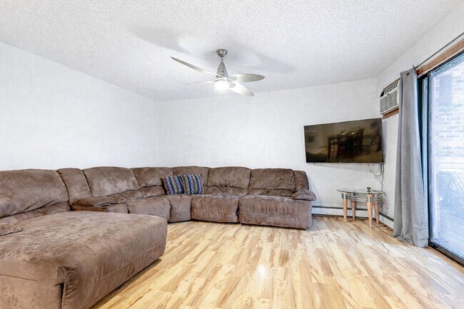 Foto del edificio - 15 Echo Ct