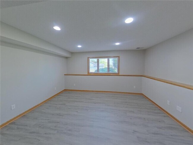 Foto del edificio - 2094 French Trace Ave