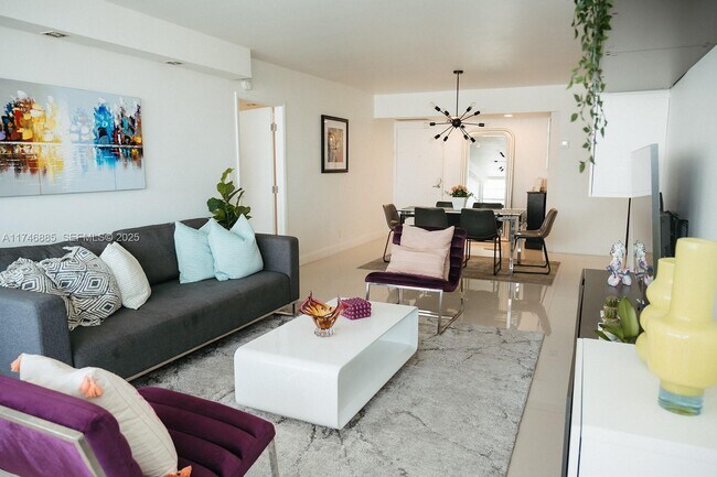 Foto del edificio - 3725 S Ocean Dr