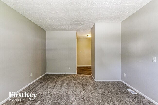 Foto del edificio - 4939 Norcroft Dr