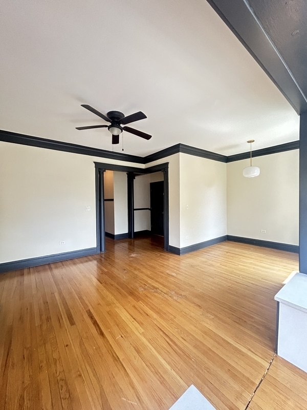 Building Photo - 6615 S Ingleside Ave