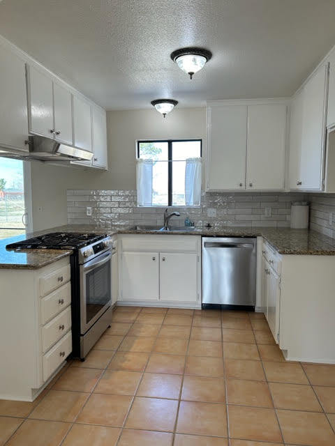 Foto del edificio - 9345 E Ave T