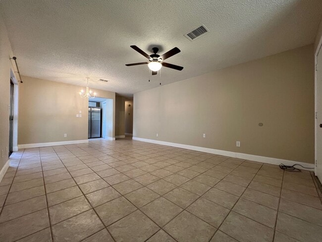 Building Photo - Newly Renovated 3/2 Home ~ Brand New Kitchen ~ Updated Bathrooms ~ Fenced Yard!