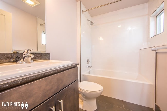 Photo - Golden Stone Properties - 368