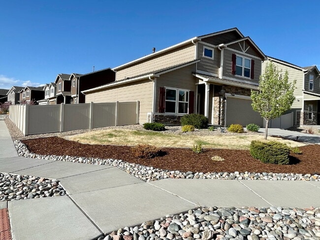 Foto del edificio - Charming Corner-Lot Home with Office, Fire Pit and Solar Panels on Primavera Lane, Fountain, CO!