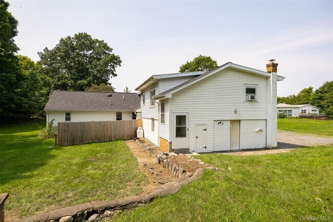Building Photo - 216 Hobbs Ln