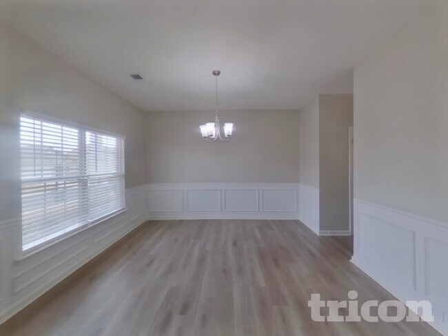Foto del edificio - 321 New Spring Ln
