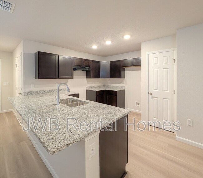 Foto del edificio - 1206 Orton St