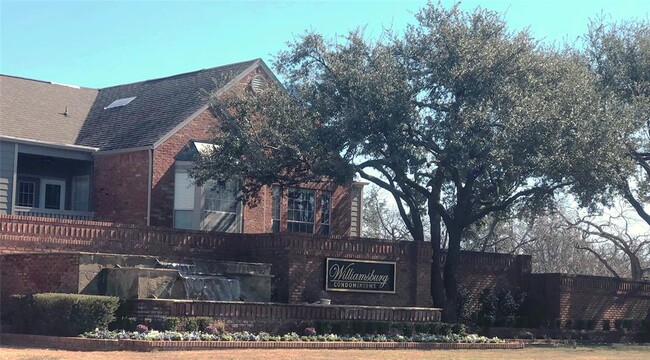 Building Photo - 12660 Hillcrest Rd