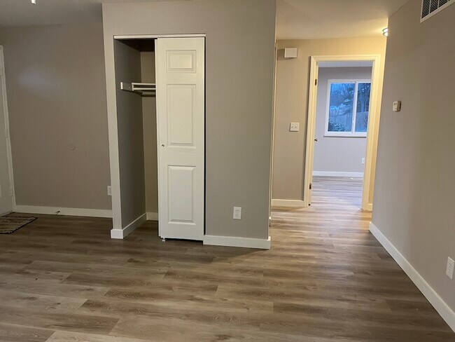 Foto del edificio - 7690 Rustic Woods Dr