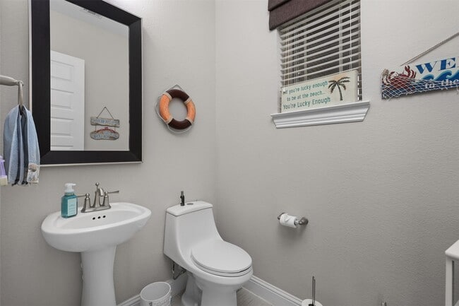 Building Photo - 12515 Cumberland Dr