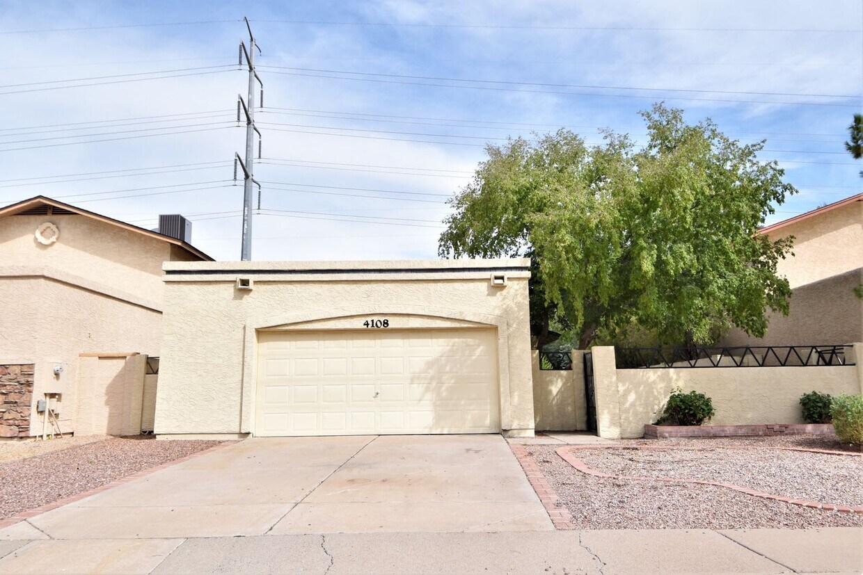 Primary Photo - 4108 E Covina St