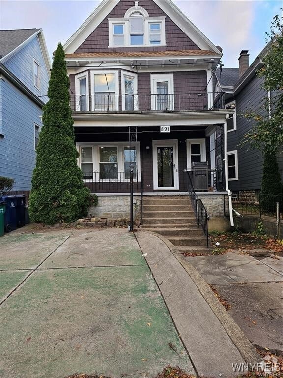 Building Photo - 891 Richmond Ave