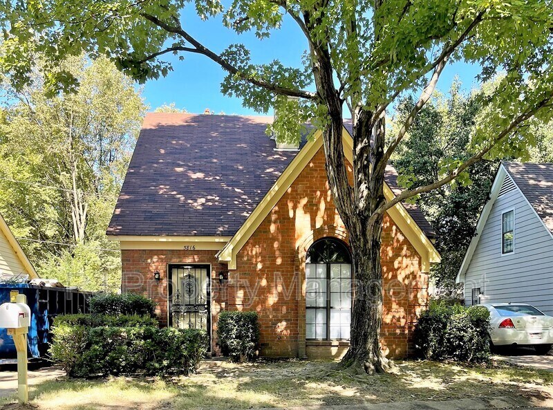 Primary Photo - 5816 N Newberry Ln