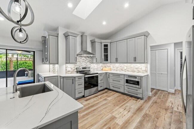 Building Photo - 15833 118th Trail N